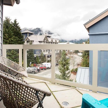 R & R Retreat Luxury Condo Whistler Exterior photo