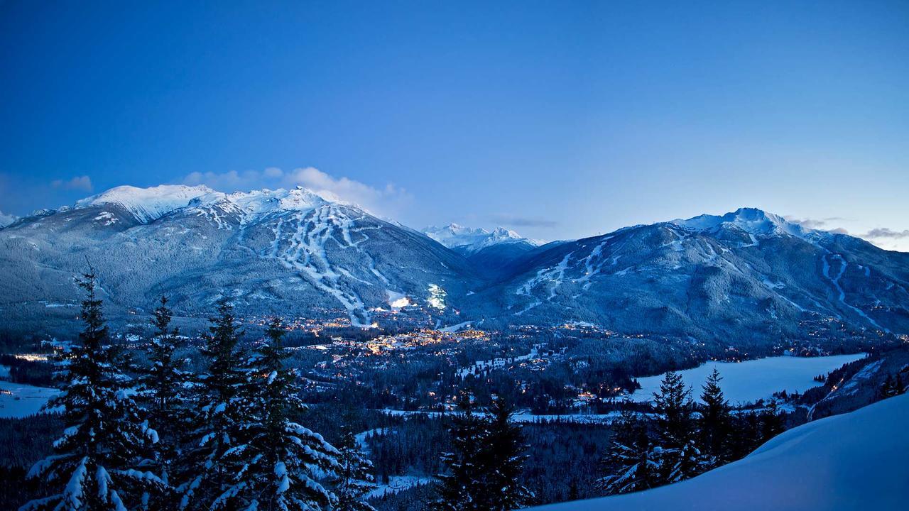 R & R Retreat Luxury Condo Whistler Exterior photo