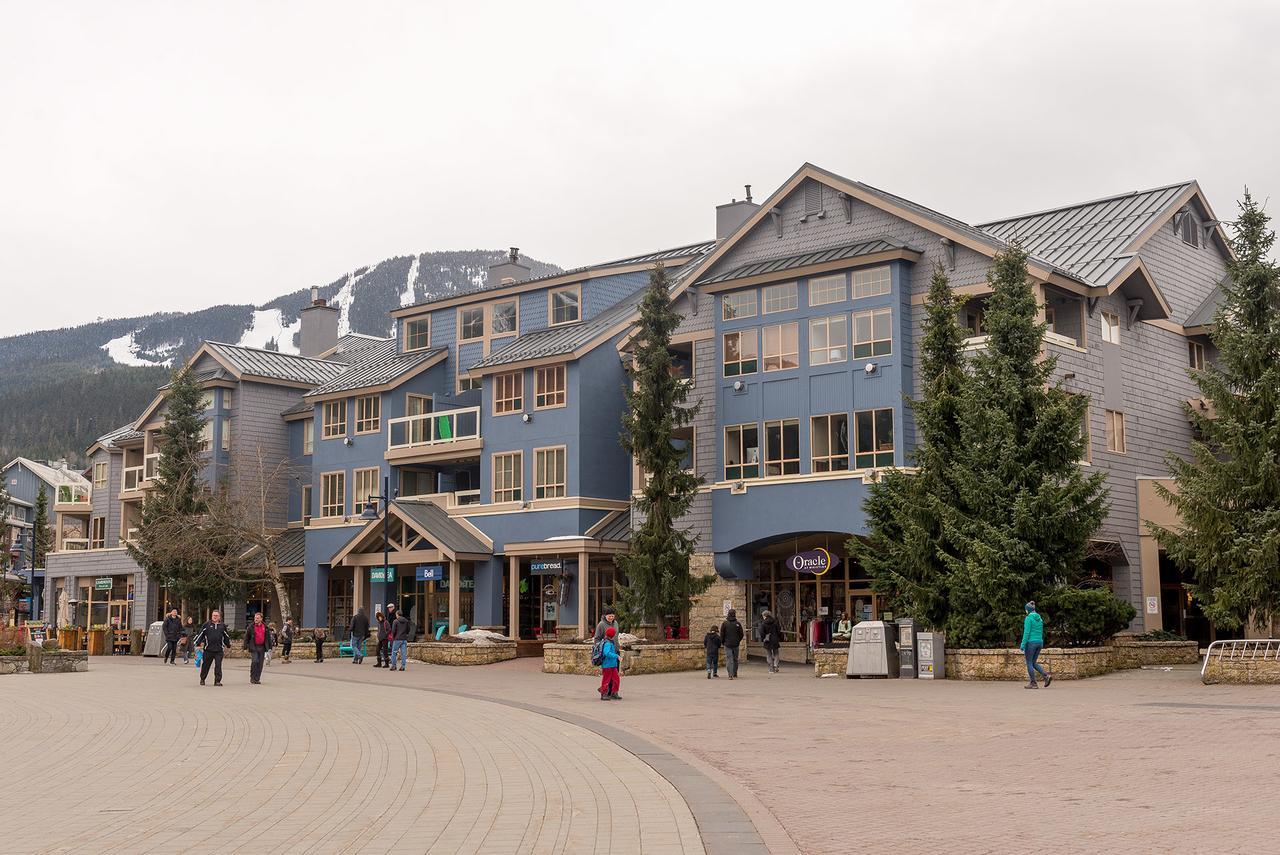 R & R Retreat Luxury Condo Whistler Exterior photo